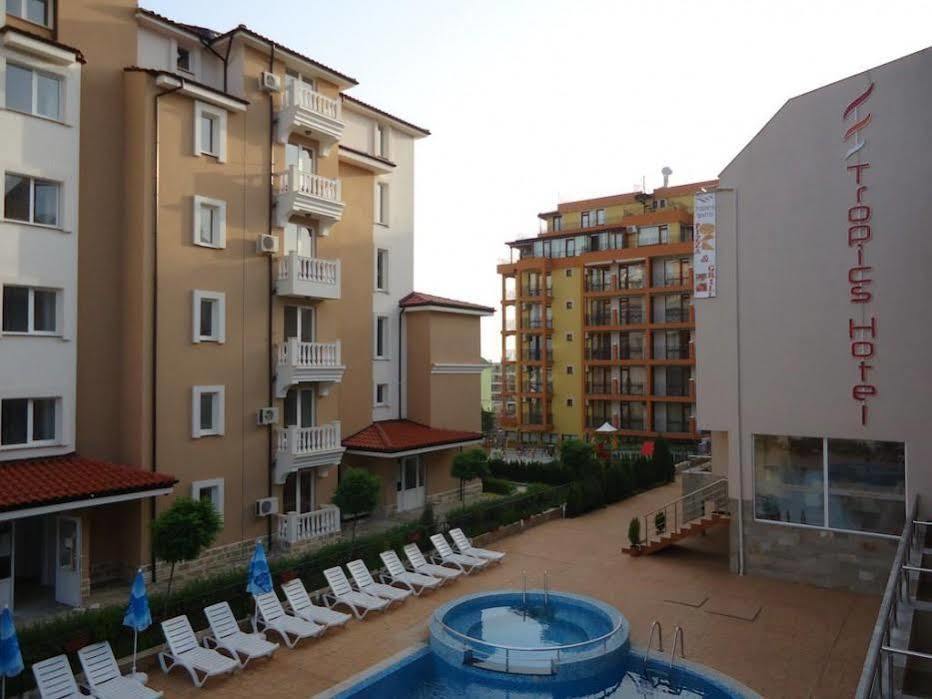 Tropics Hotel Sveti Vlas Extérieur photo